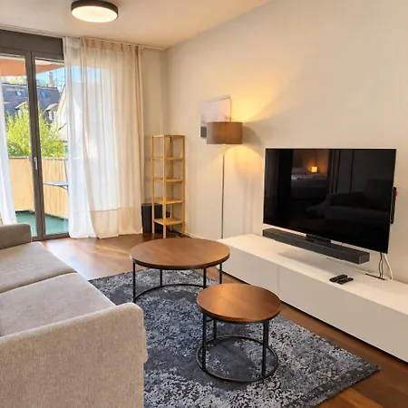 Modern 1br, Center, Near - Baron 33 Apartamento Zúrich
