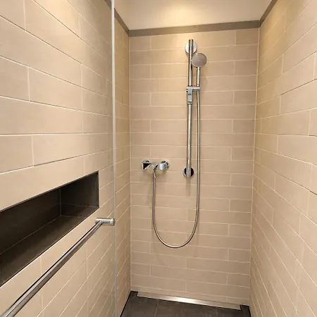 Modern 1br, Center, Near - Baron 33